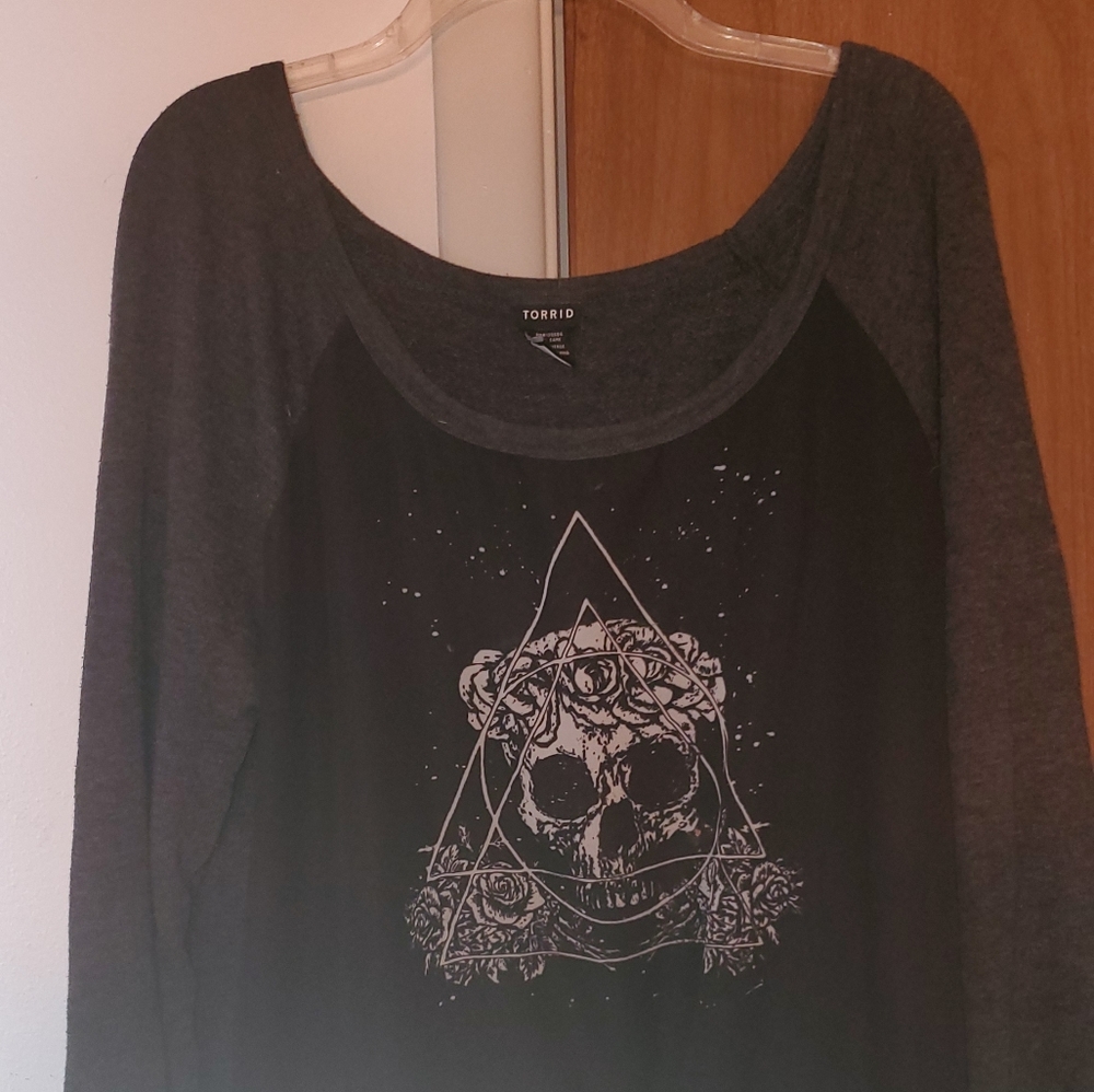 Torrid Skull & Roses Blouse